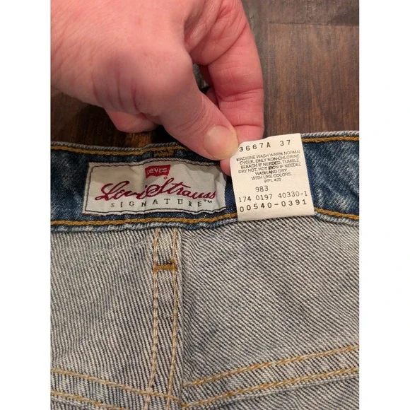 Vintage 90s Levi's 540 Jeans 38x32 Blue Relaxed Straight Leg Denim Orange Tab - Picture 4 of 11